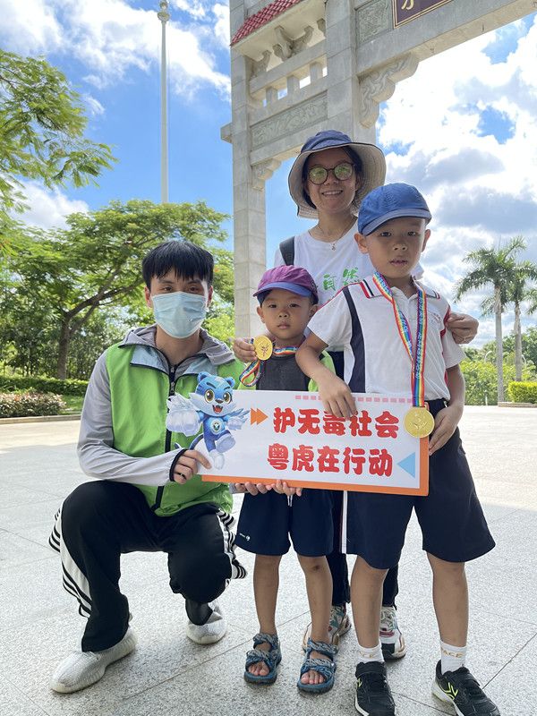 三鄉(xiāng)鎮(zhèn)開展“禁毒不停歇，人生不‘毒’行”宣傳活動照片4.jpg