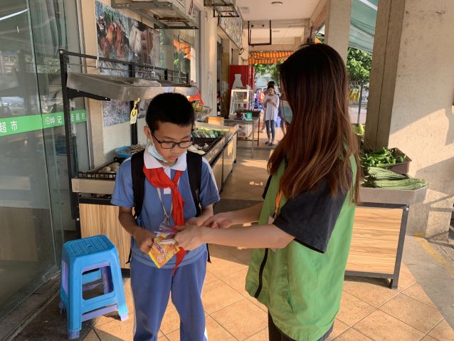 三鄉(xiāng)鎮(zhèn)開展“守護校園安全，護學禁毒兩不誤”宣傳活動三鄉(xiāng)鎮(zhèn)開展“守護校園安全，護學禁毒兩不誤”宣傳活動