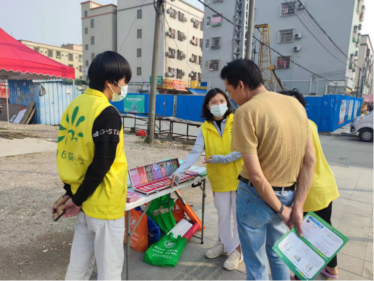 阜沙鎮(zhèn)禁毒信息〔2022〕第130期--【全民禁毒宣傳月】阜沙禁毒走進村居 （2022.6.11) 